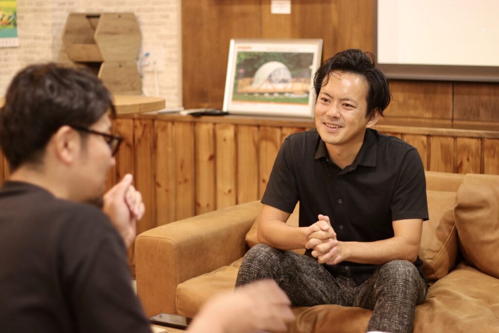 山口産業株式会社 橋本夢有満さん、株式会社マスドライバー 牧野徹郎